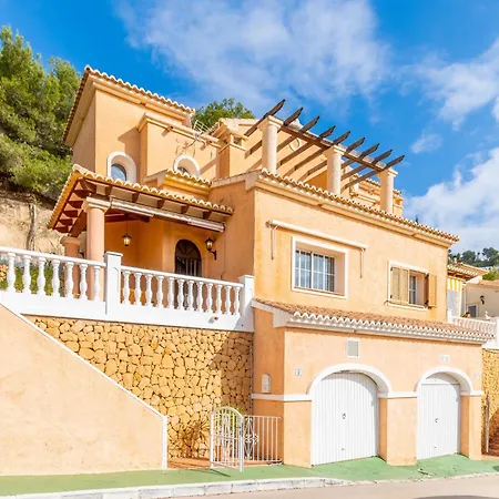 فيلة Blue Emi Altea Hills